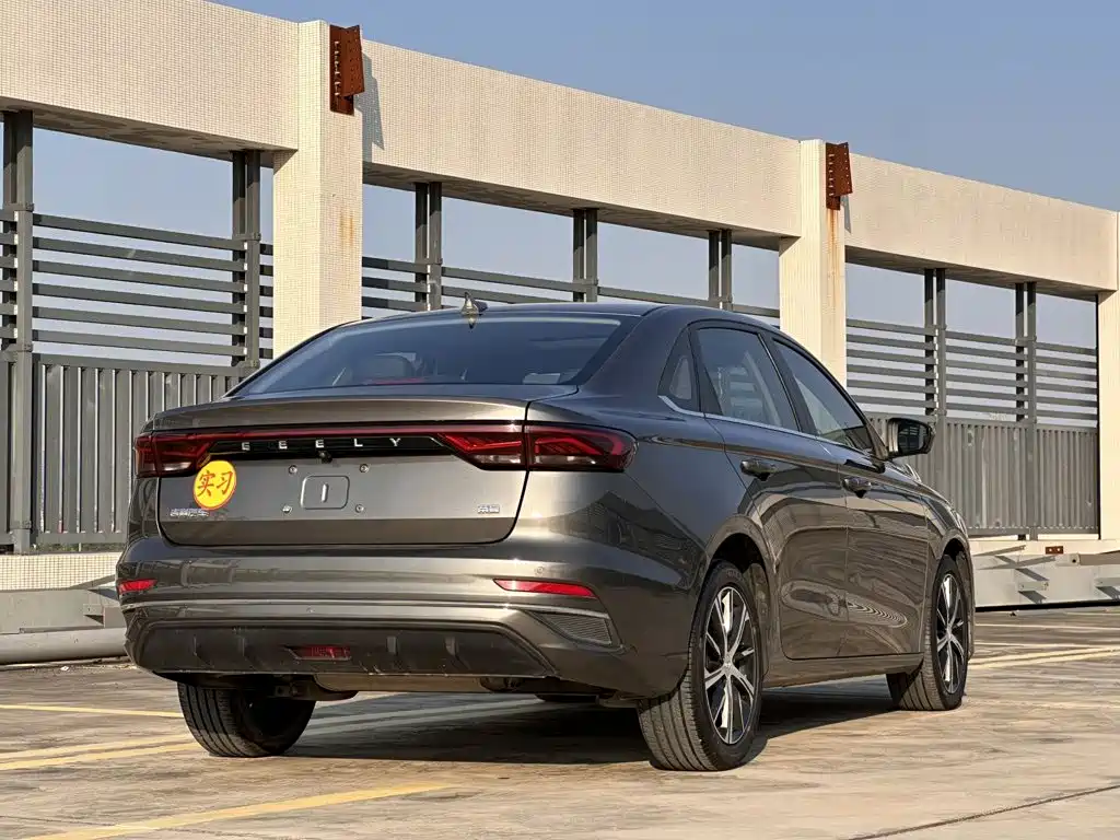 Geely Emgrand — миниатюра 7