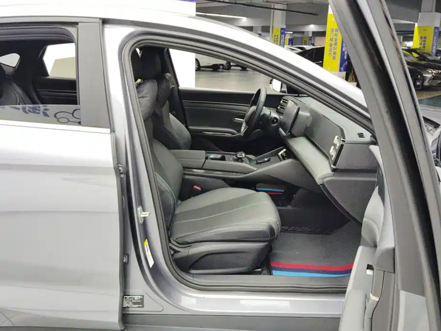 BYD Qin L — миниатюра 8
