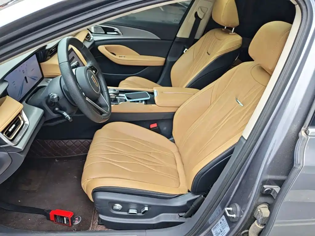 Hongqi Hongqi H5 — миниатюра 15