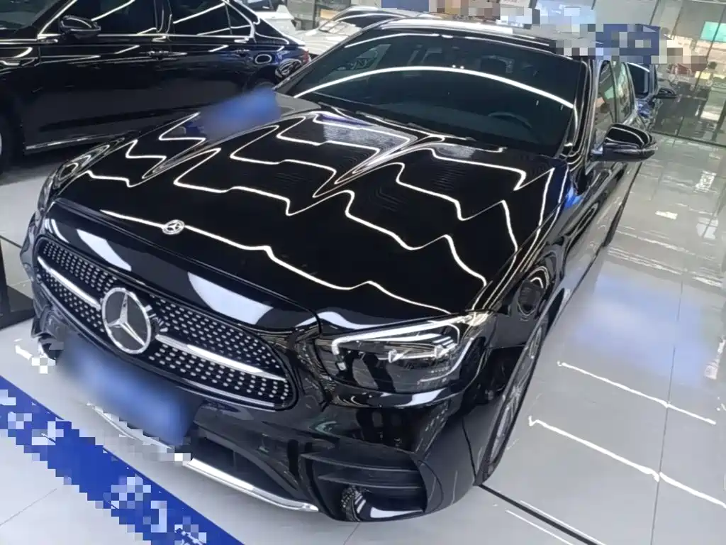Mercedes-Benz E-Class — миниатюра 2