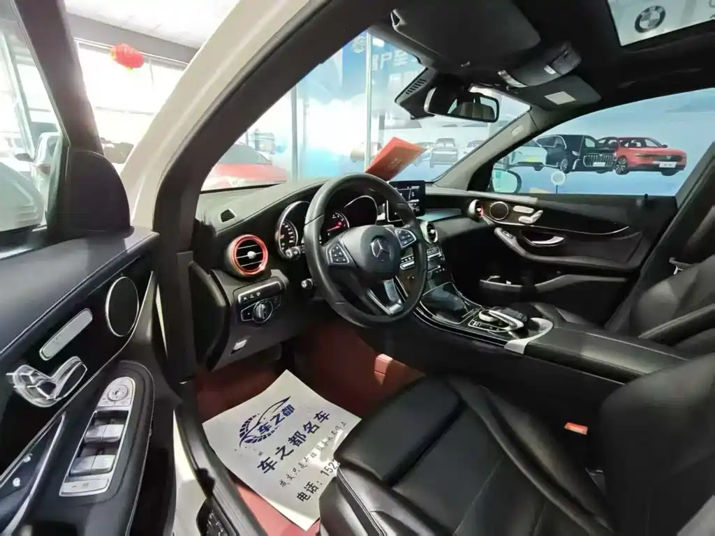 Mercedes-Benz GLC 2017 GLC 260 4MATIC Luxury