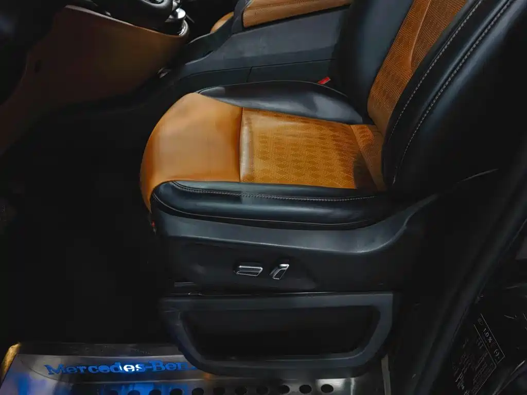 Mercedes-Benz V-Class — миниатюра 19