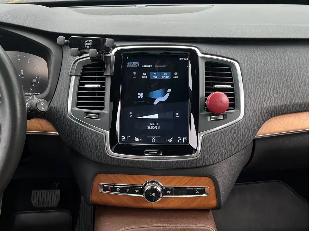Volvo XC90 — миниатюра 18