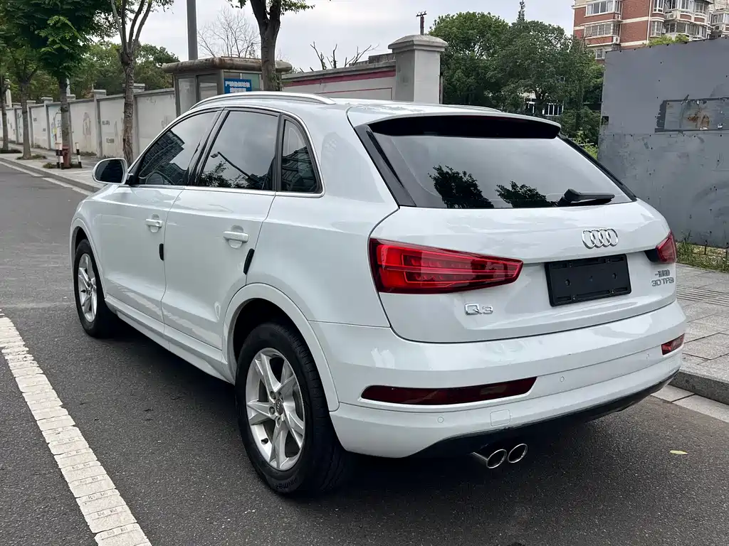 Audi Q3 — миниатюра 12