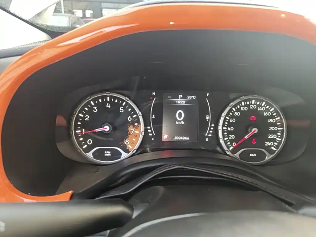 Jeep Renegade — миниатюра 12