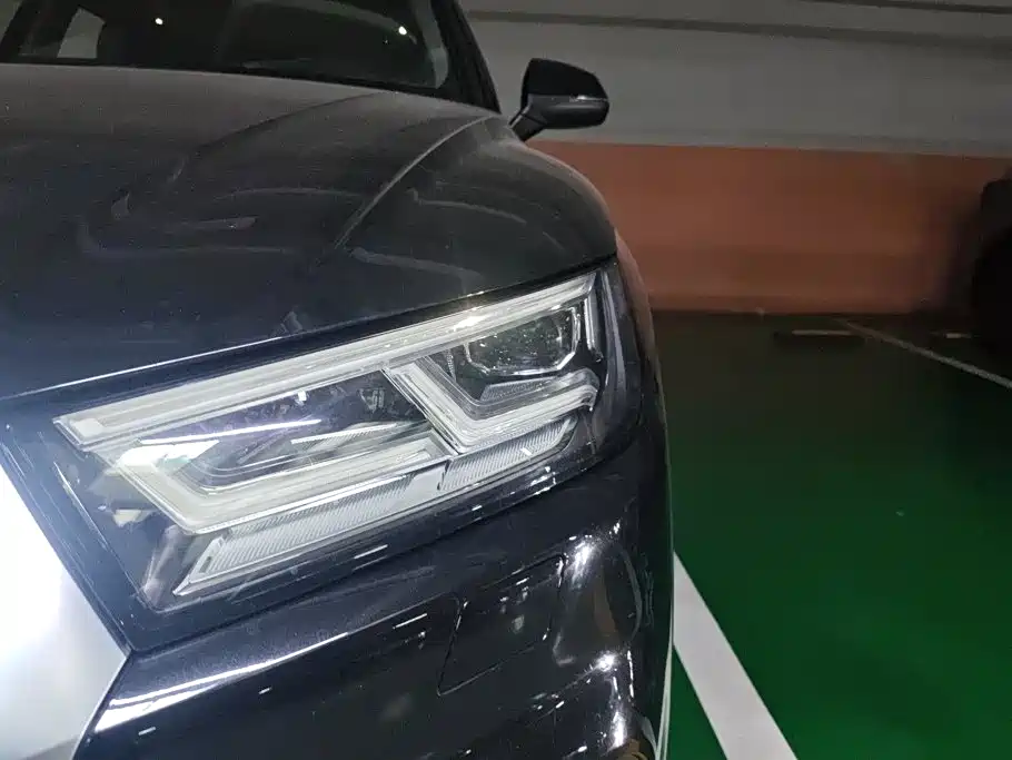 Audi Q5L — миниатюра 5