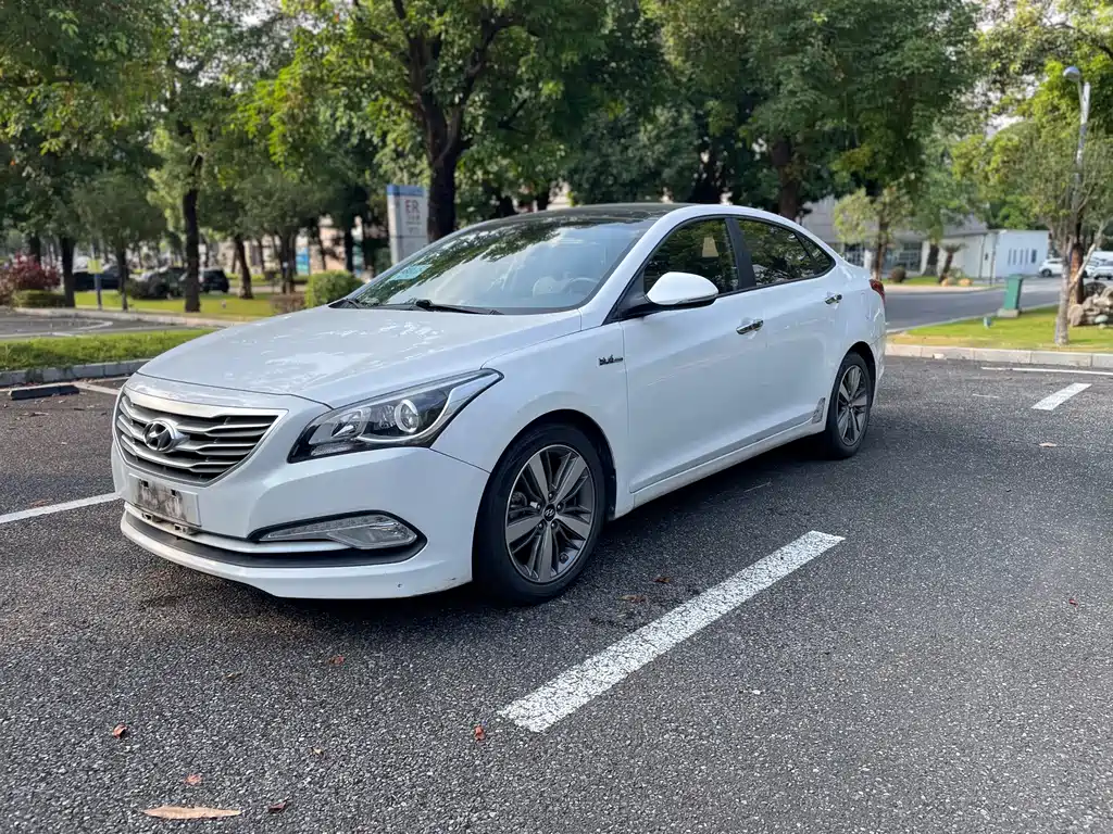 Hyundai Mistra — миниатюра 2