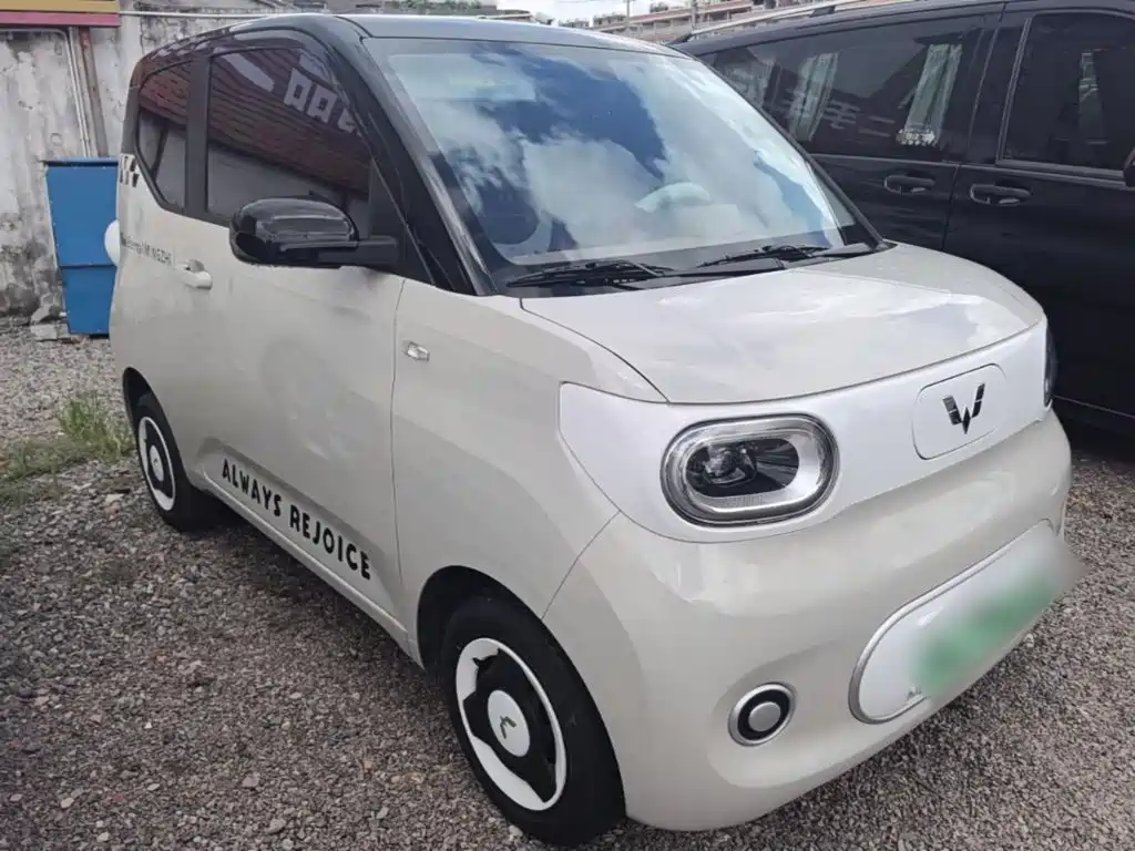 Wuling MINIEV — миниатюра 4