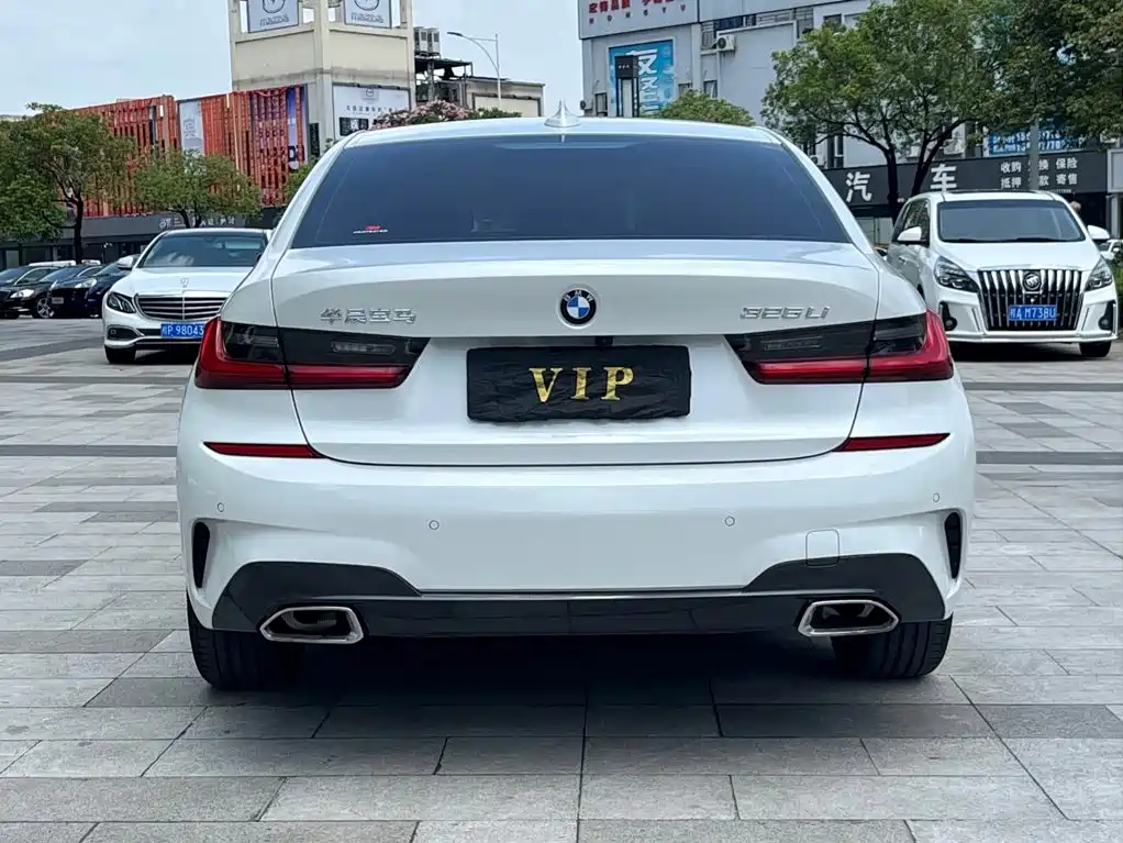 BMW 3 Series — миниатюра 8