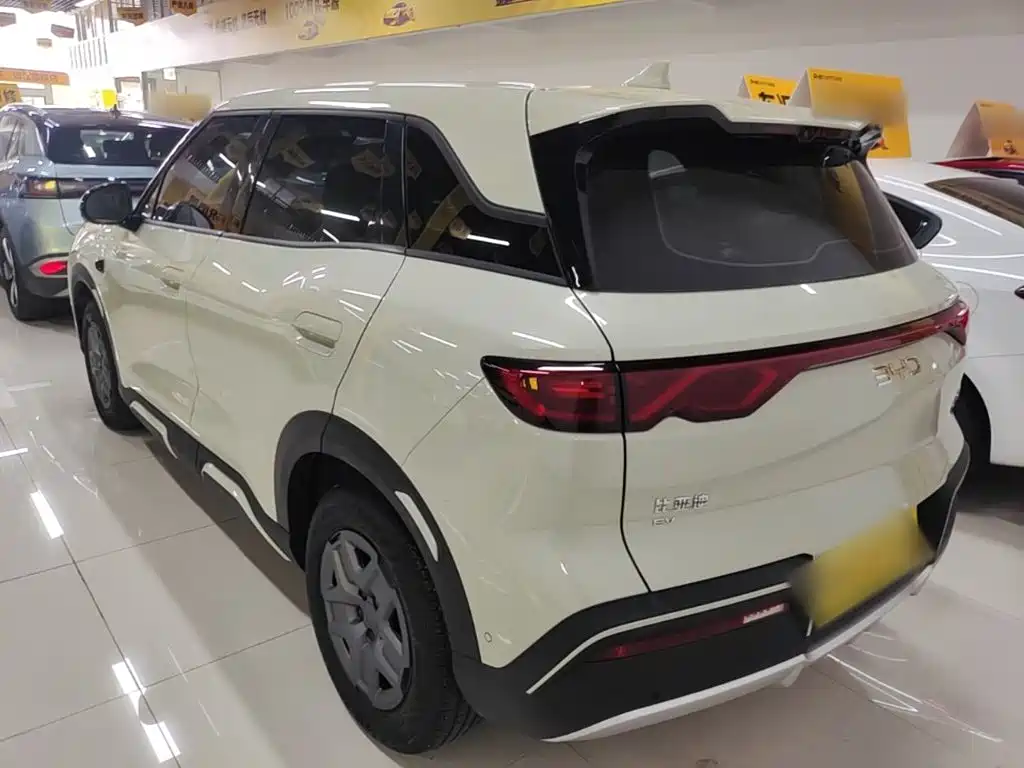 BYD Yuan UP — миниатюра 5
