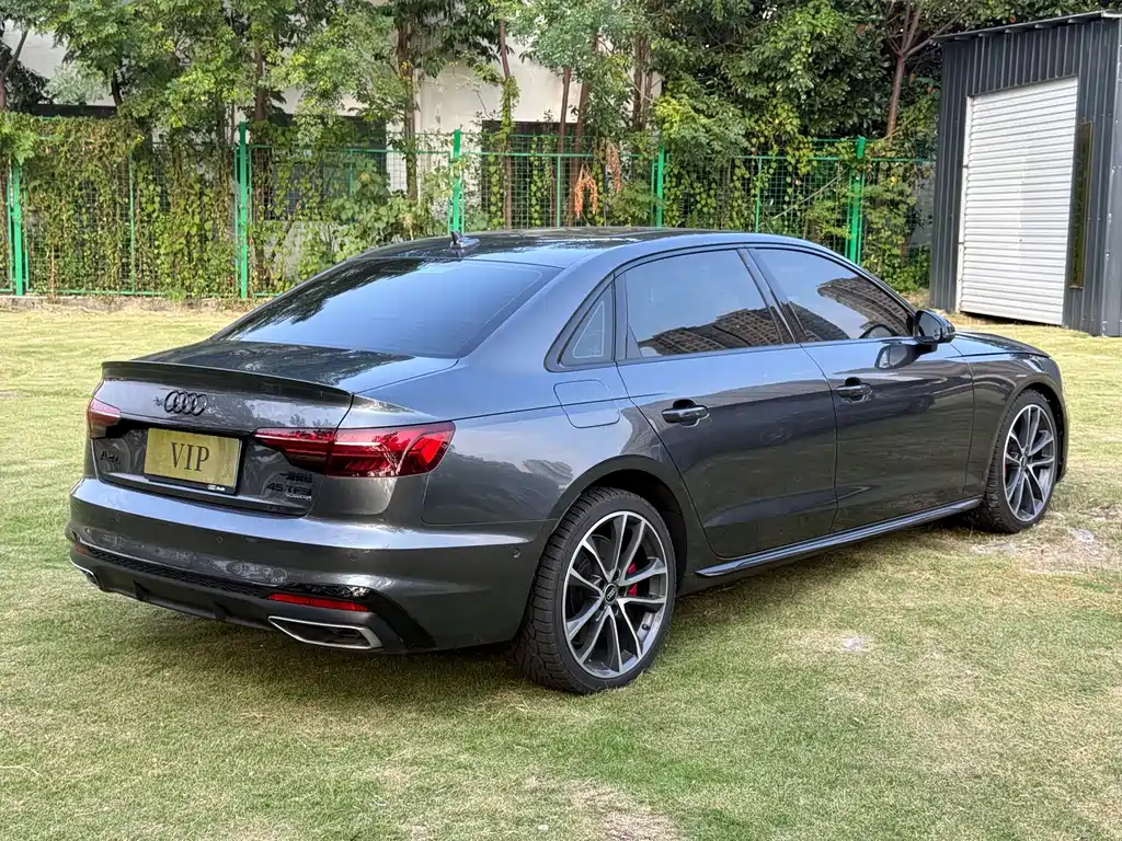Audi A4L — миниатюра 4