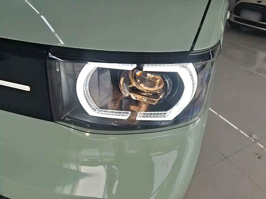 Wuling MINIEV — миниатюра 24