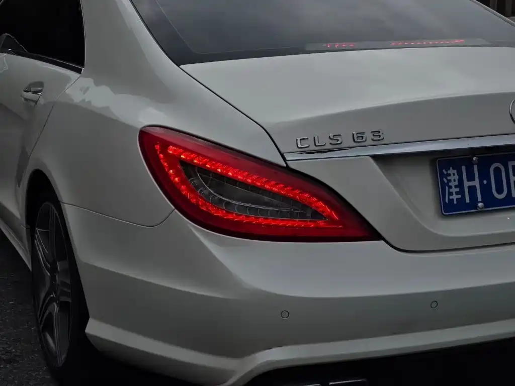 Mercedes-Benz CLS A MG 2012 AMG CLS 63