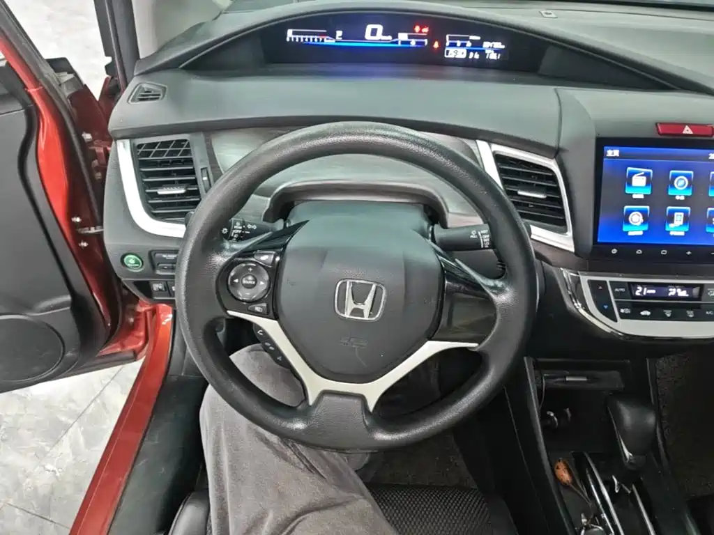 Honda Jade — миниатюра 11