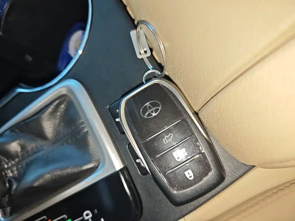 Toyota Highlander — миниатюра 9