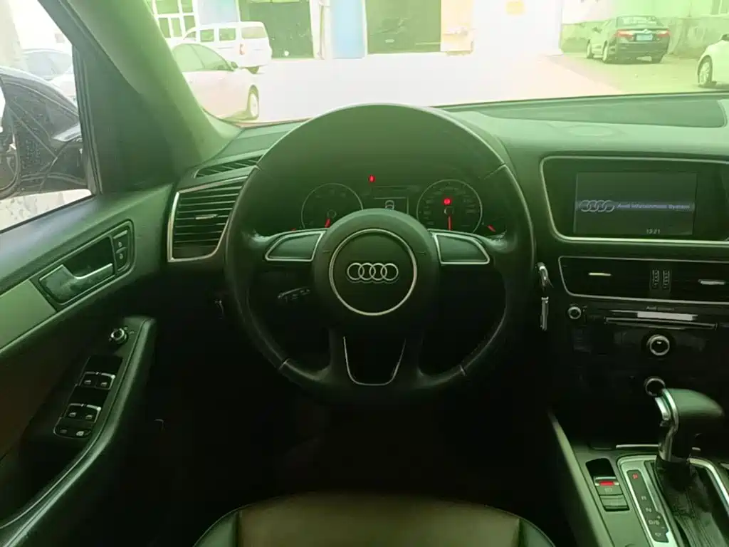 Audi Q5 — миниатюра 7