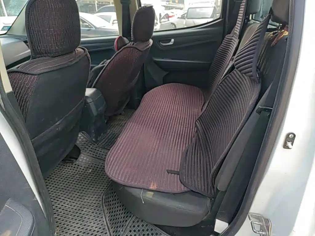 Isuzu RE-MAX Ruimai — миниатюра 17