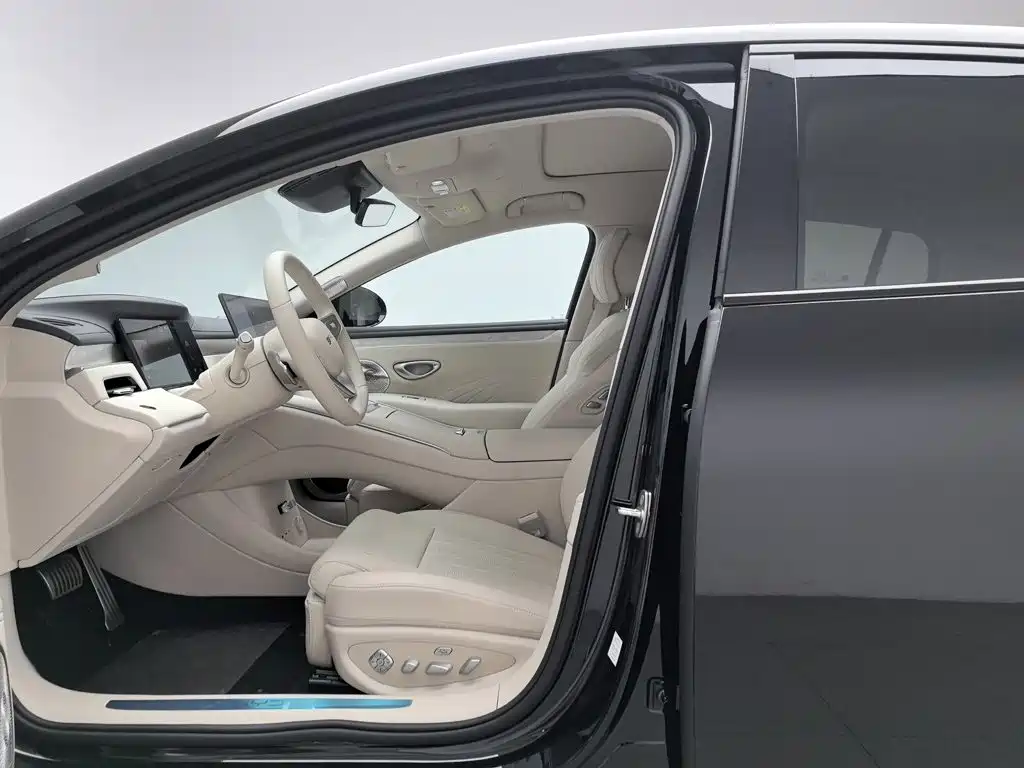 BYD Seal 08 — миниатюра 10