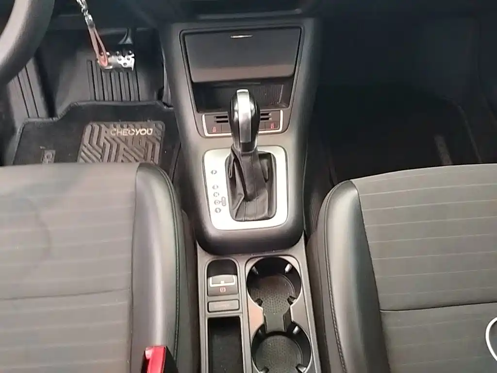 Volkswagen Tiguan — миниатюра 14