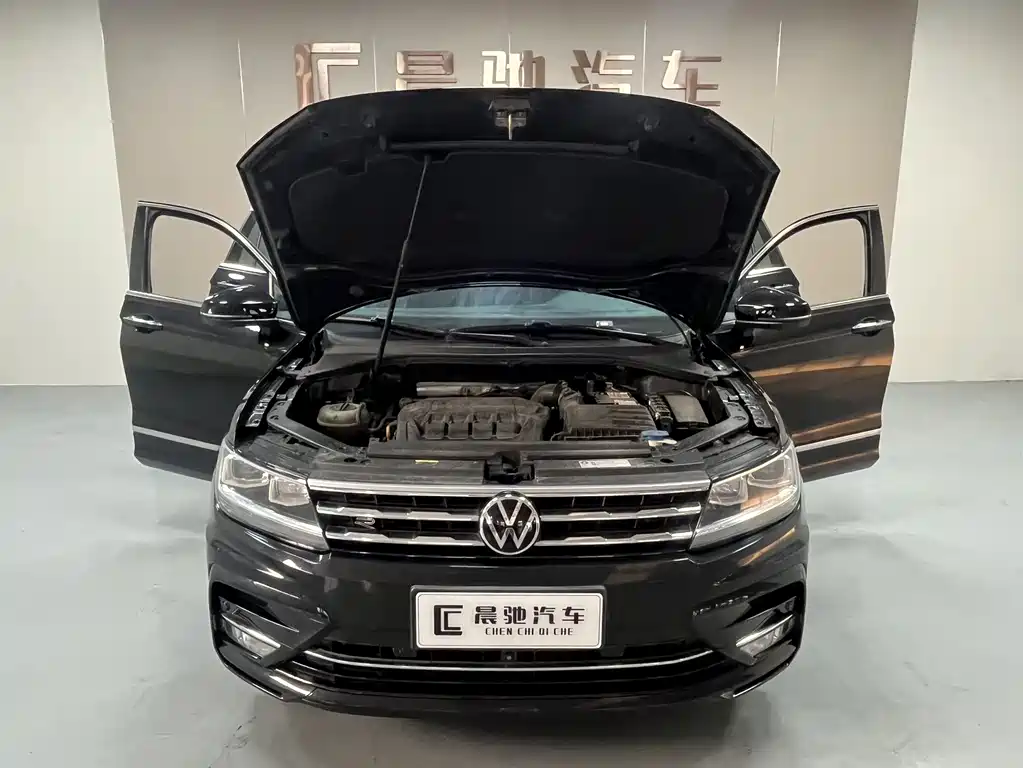 Volkswagen Tiguan L — миниатюра 11