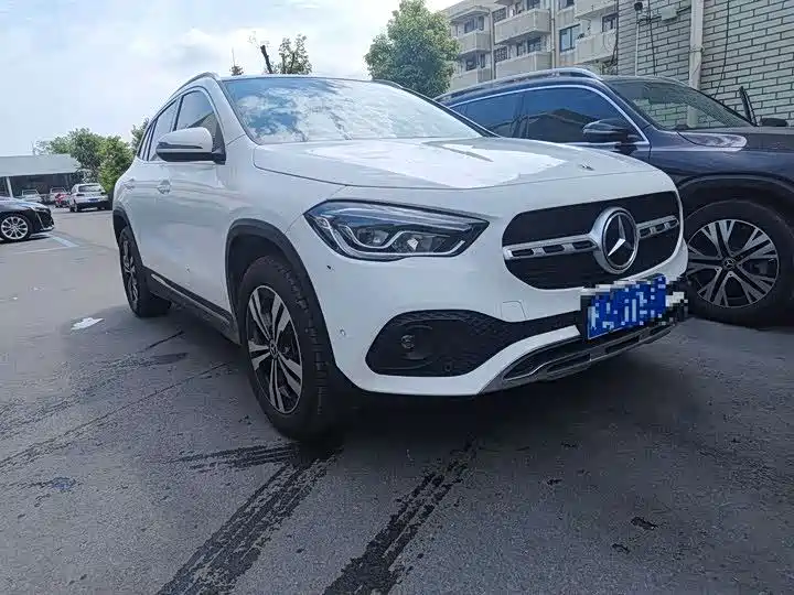 Mercedes-Benz GLA — миниатюра 3