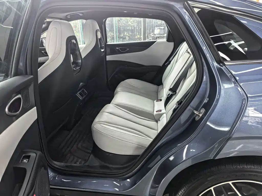 BYD Seal 06 — миниатюра 10