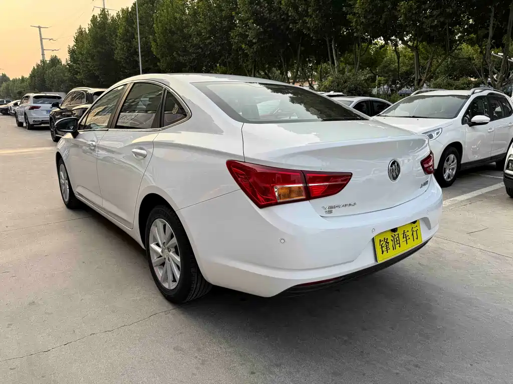 Buick Verano — миниатюра 6