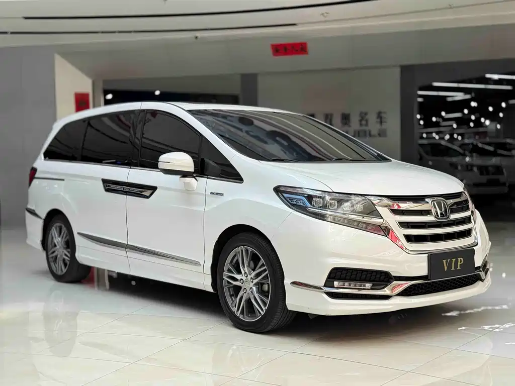 Honda Elysion — миниатюра 3