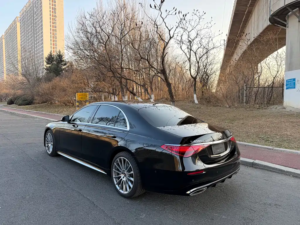MERCEDES-BENZ S CLASS