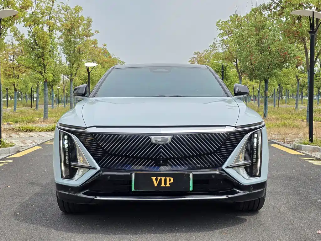 Cadillac Lyriq — миниатюра 2
