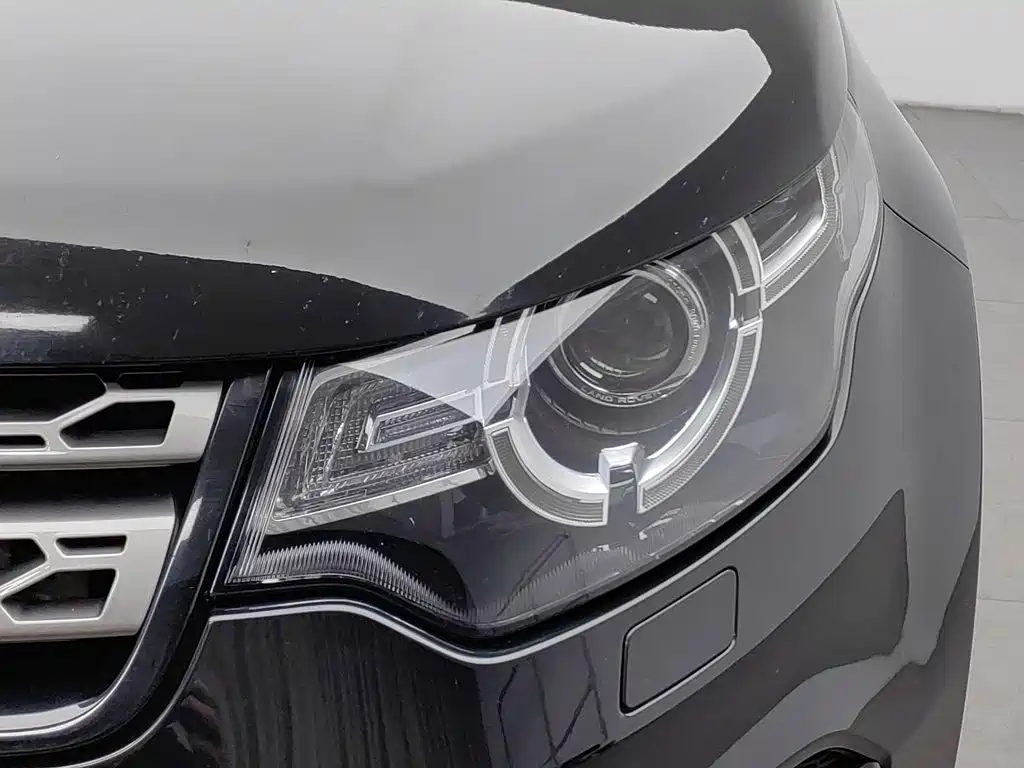 Land Rover Discovery Sport — миниатюра 7