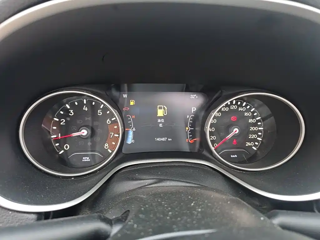 Jeep Compass — миниатюра 17
