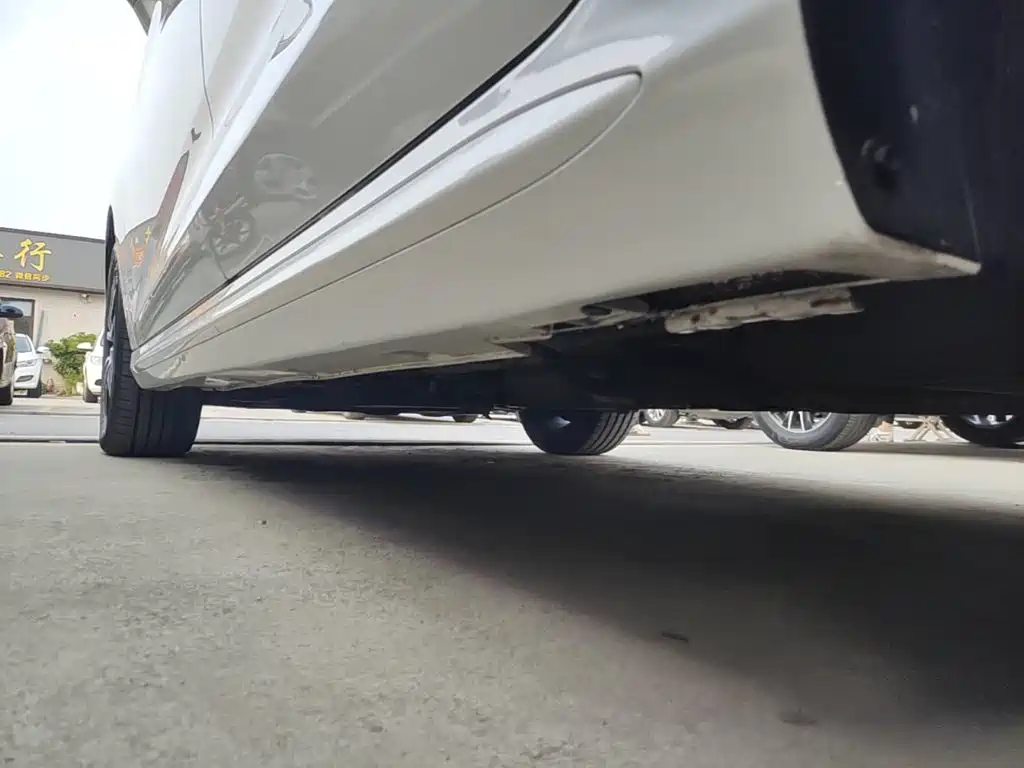 BYD MAX — миниатюра 22