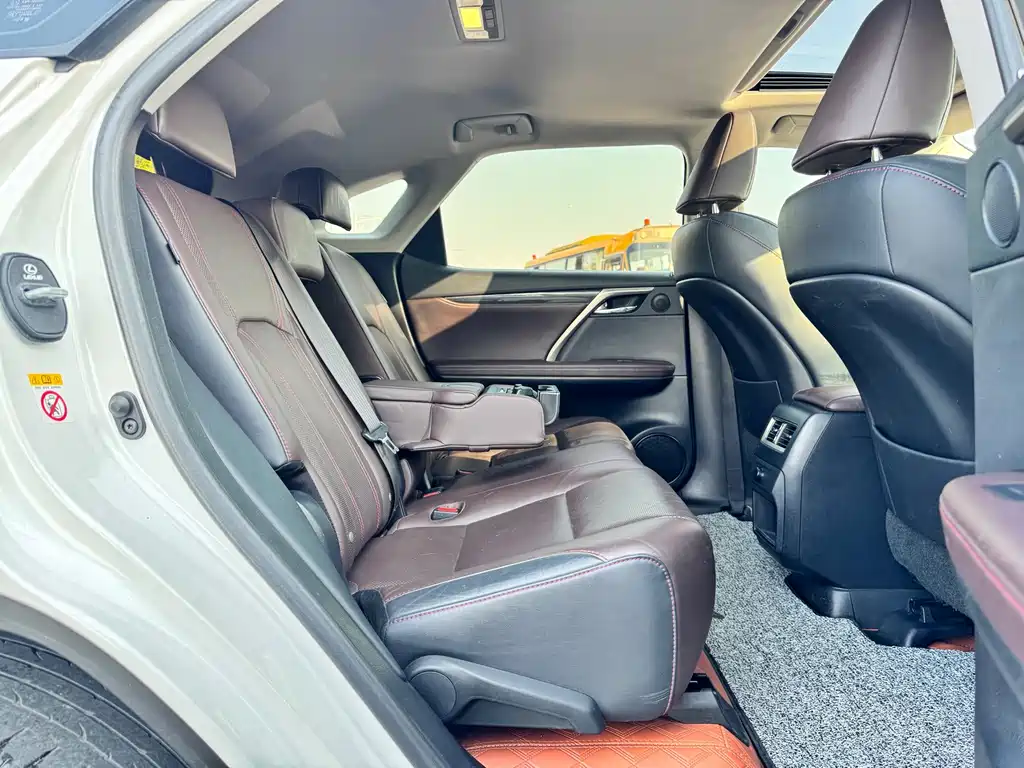 Lexus RX — миниатюра 13