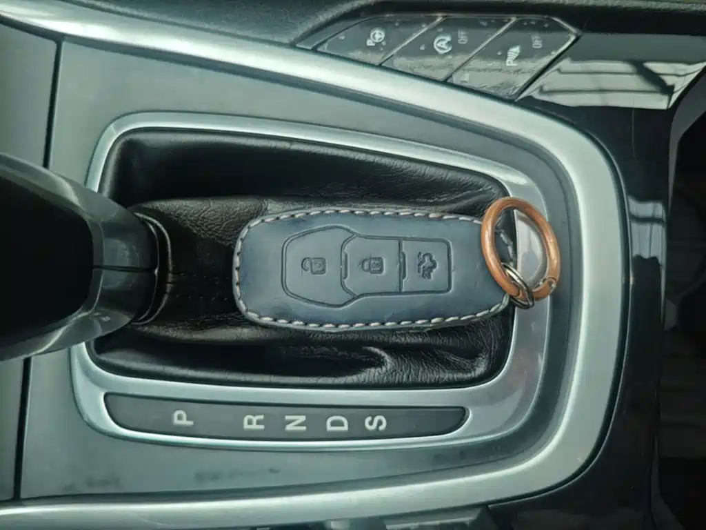 Ford Edge — миниатюра 9