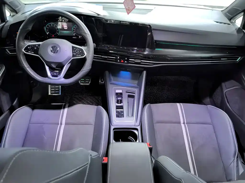 Volkswagen Golf — миниатюра 8