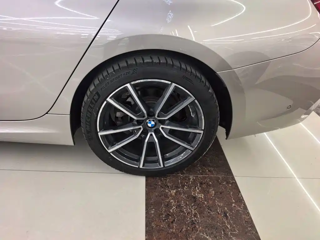 BMW 3 Series — миниатюра 22