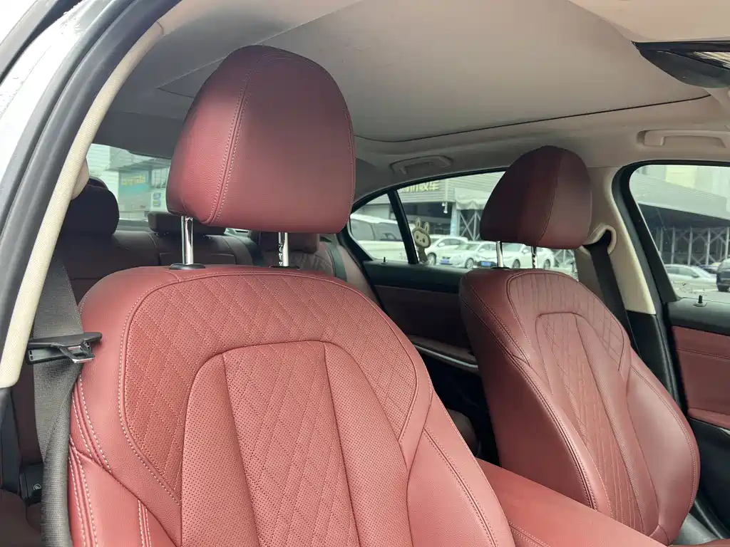 BMW 3 Series — миниатюра 16