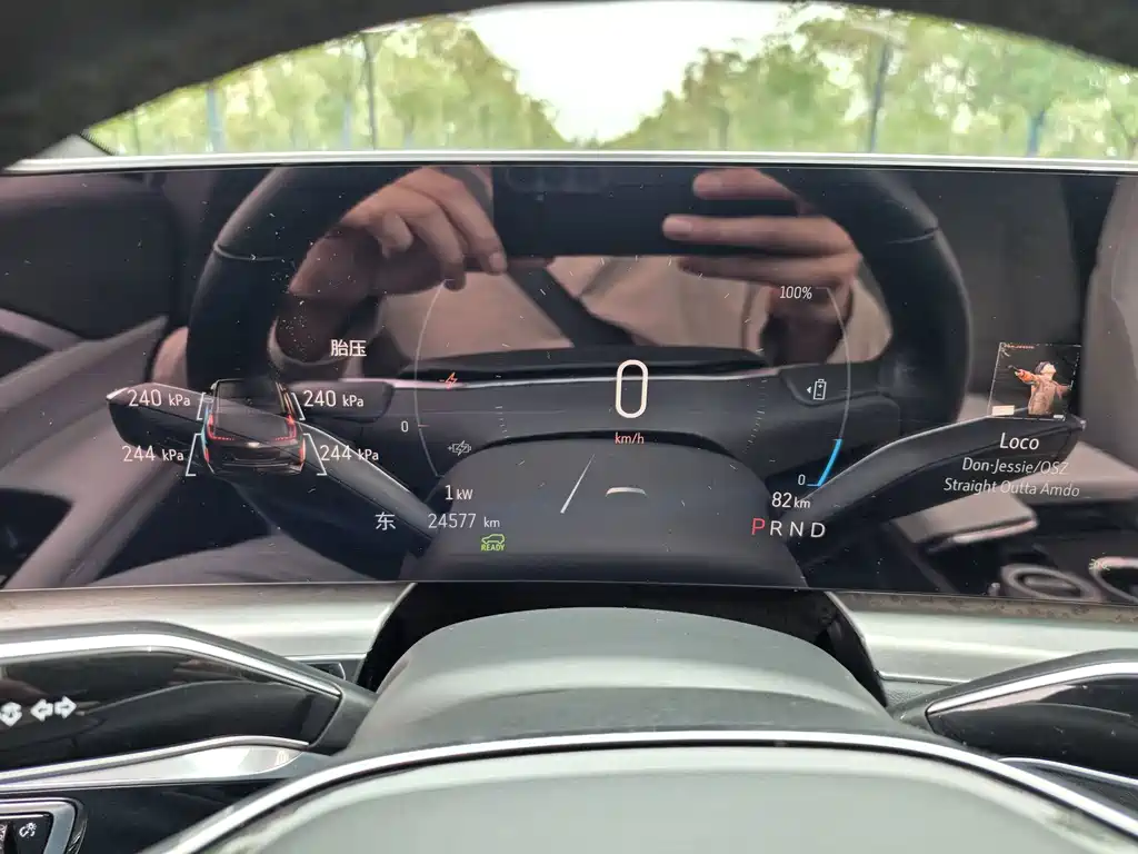 Cadillac Lyriq — миниатюра 13