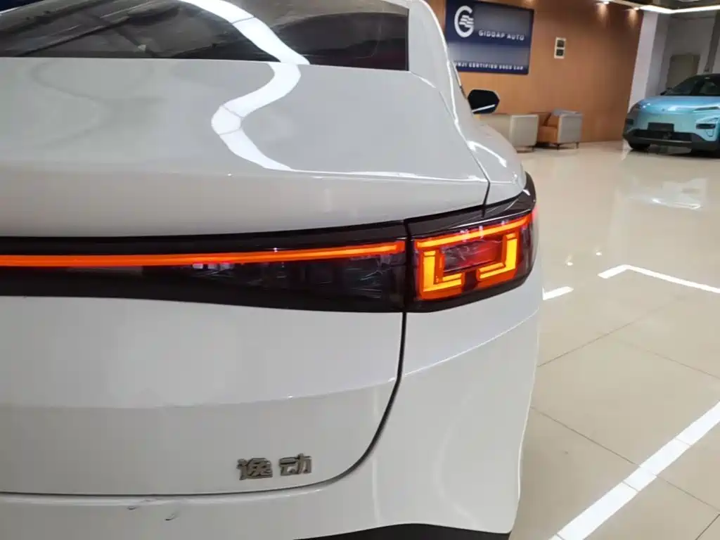 Changan Eado — миниатюра 8