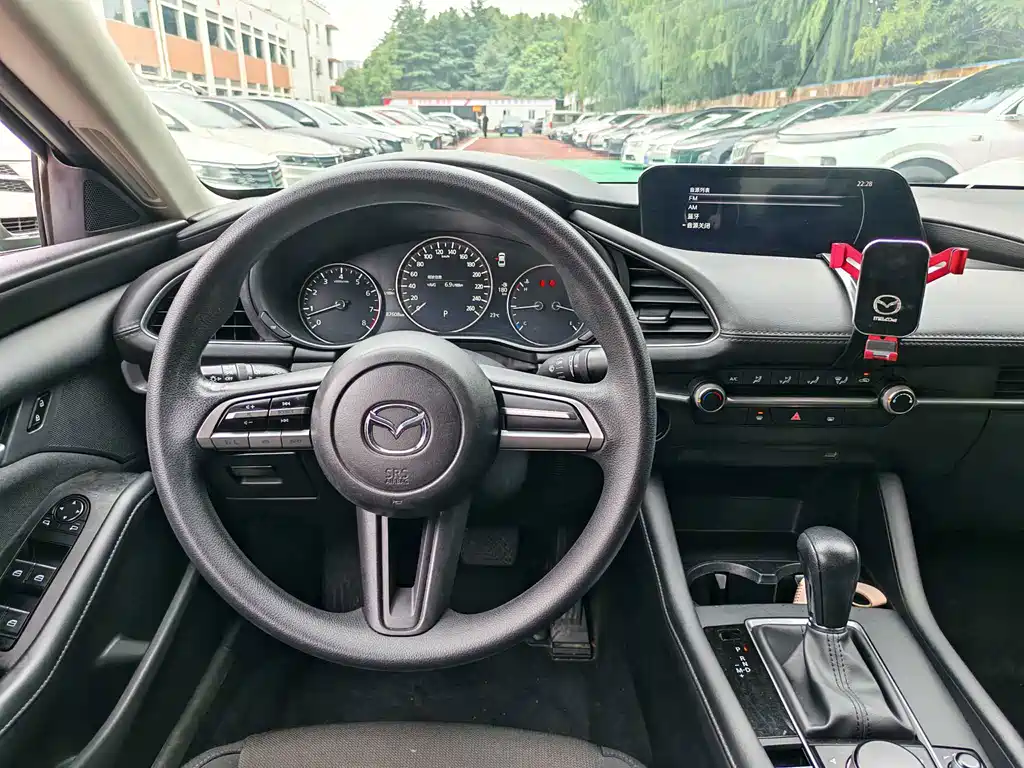 Mazda 3 Axela — миниатюра 12