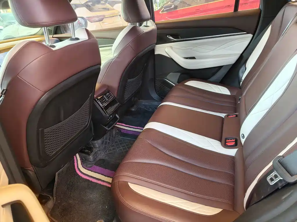 Geely Xingyue L — миниатюра 6