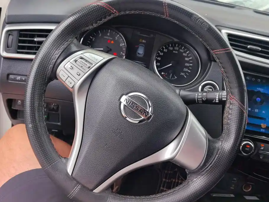 Nissan Qashqai — миниатюра 15
