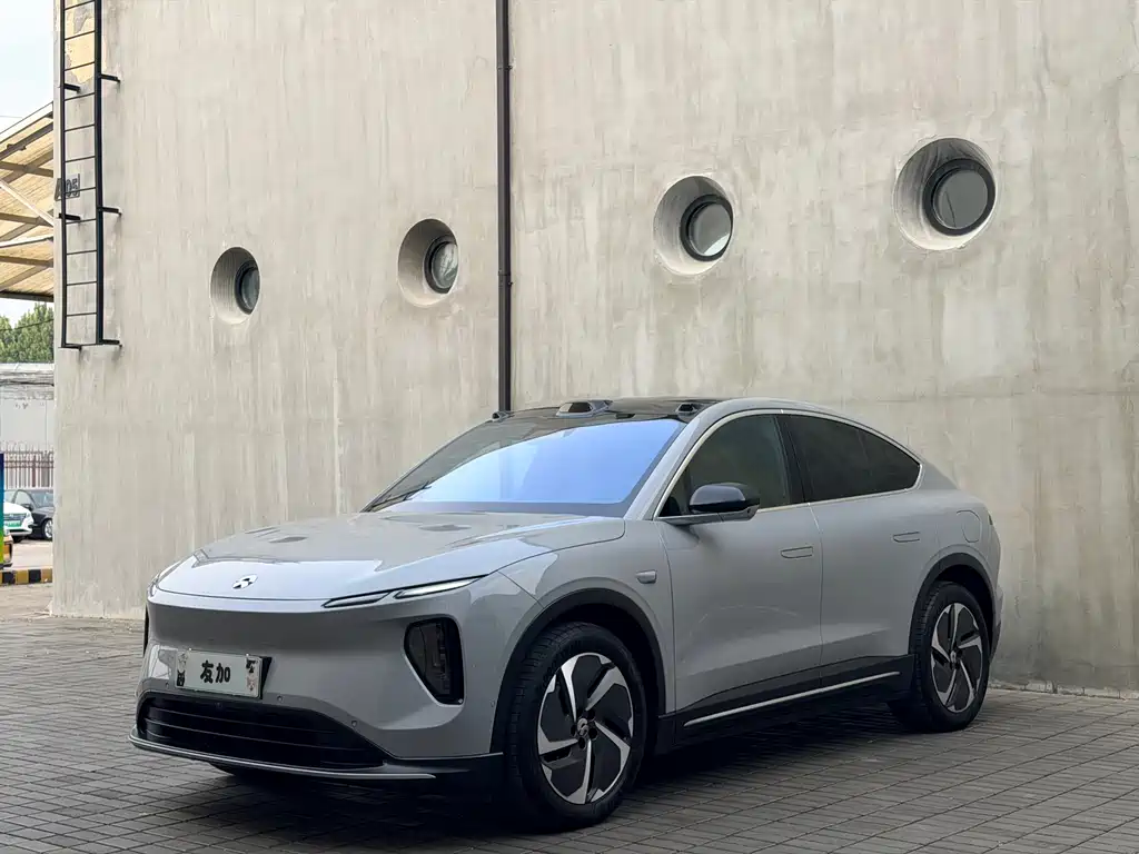NIO EC6