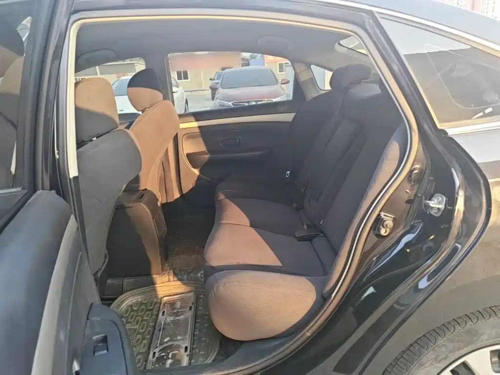 Nissan Sylphy — миниатюра 17