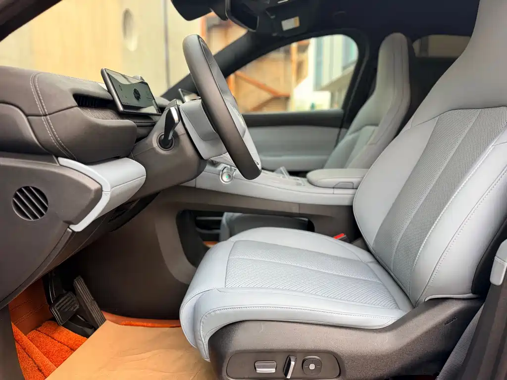 NIO EC6 — миниатюра 14