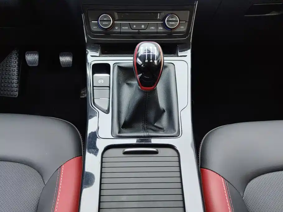 Geely Emgrand GS — миниатюра 16
