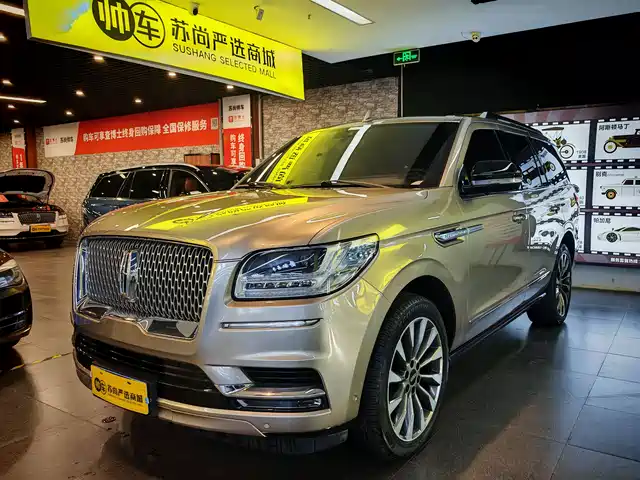 LINCOLN NAVIGATOR 2018