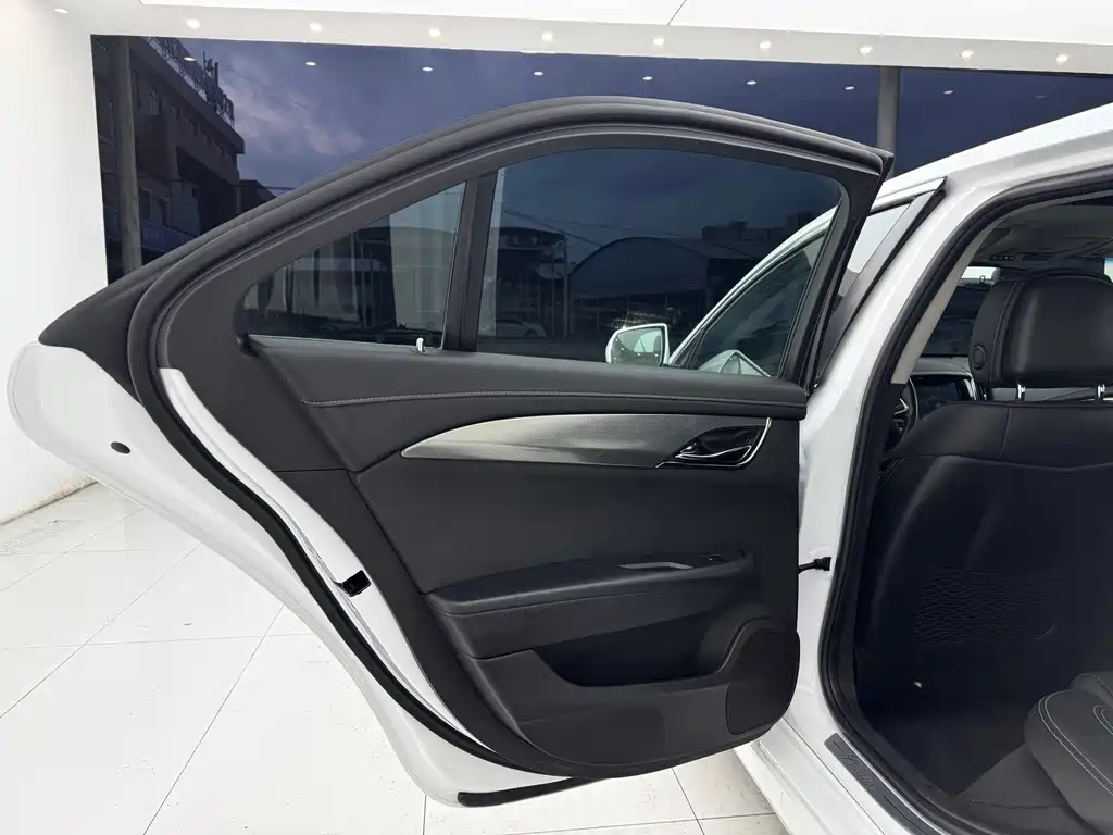 Cadillac ATS-L — миниатюра 10