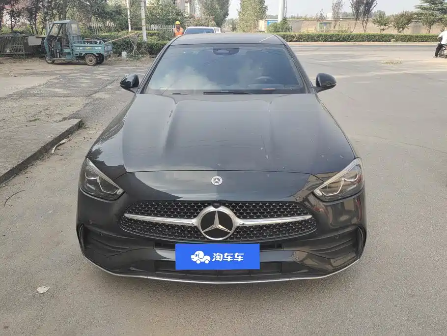 Mercedes-Benz C-Class — миниатюра 2